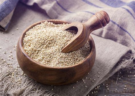  Quinoa: Desvendando o Potencial deste Grão para a Produção de Tecidos Sustentáveis!